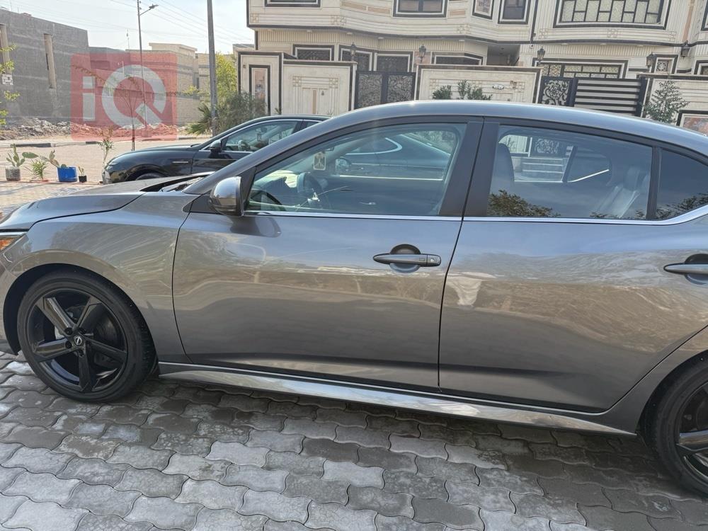 نيسان سنترا